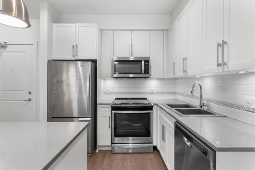 304-8360 Delsom Way, Delta, BC 