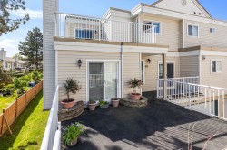 158-10077 156 Street Surrey, BC V3R 4L6