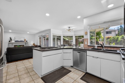 12460 63A Avenue, Surrey, BC 