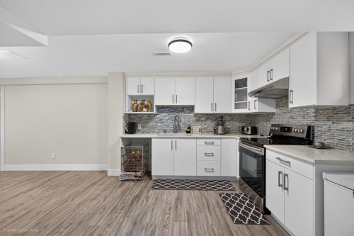 12460 63A Avenue, Surrey, BC 