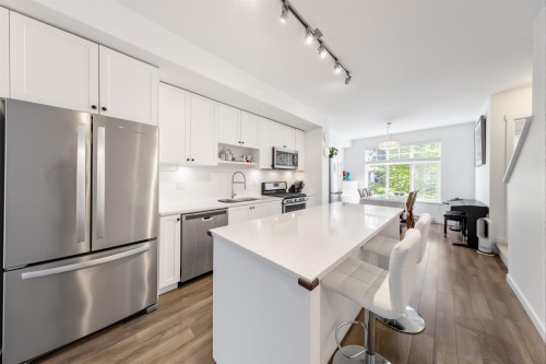 5-16357 15 Avenue, Surrey, BC 