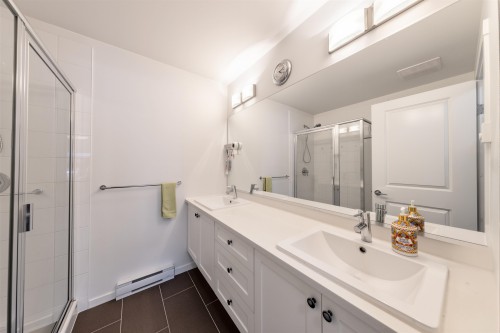 5-16357 15 Avenue, Surrey, BC 