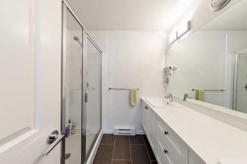5-16357 15 Avenue, Surrey, BC 