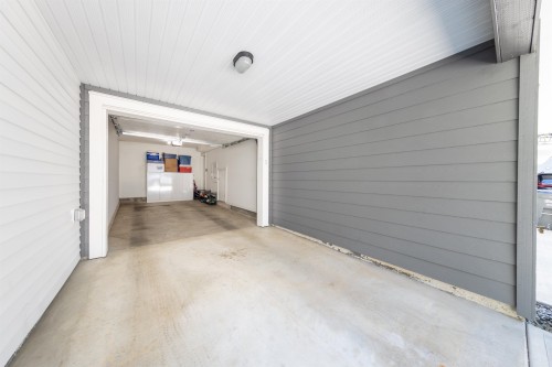 5-16357 15 Avenue, Surrey, BC 