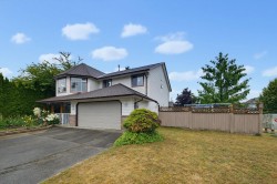 15299 93a Avenue  Surrey, BC V3R 0E6