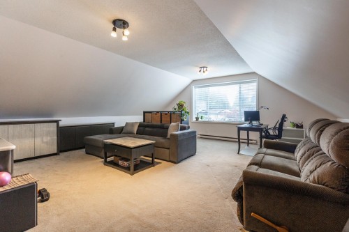 10779 Fraserglen Drive, Surrey, BC 