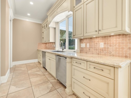 13464 Vine Maple Drive, Surrey, BC 