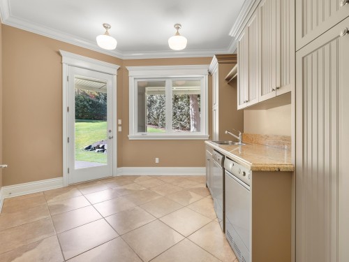 13464 Vine Maple Drive, Surrey, BC 