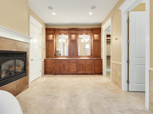 13464 Vine Maple Drive, Surrey, BC 