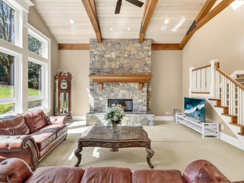 13464 Vine Maple Drive, Surrey, BC 