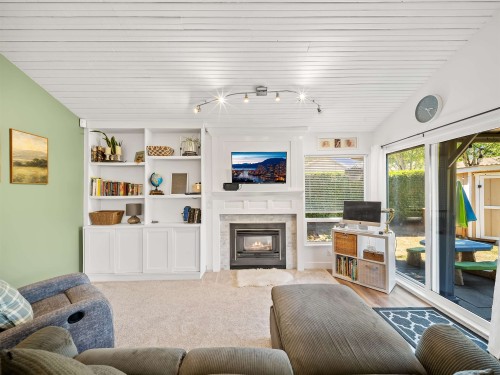 6022 Greenside Drive E, Surrey, BC 