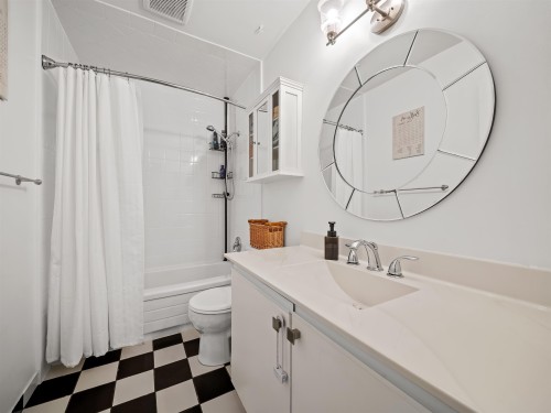 6022 Greenside Drive E, Surrey, BC 