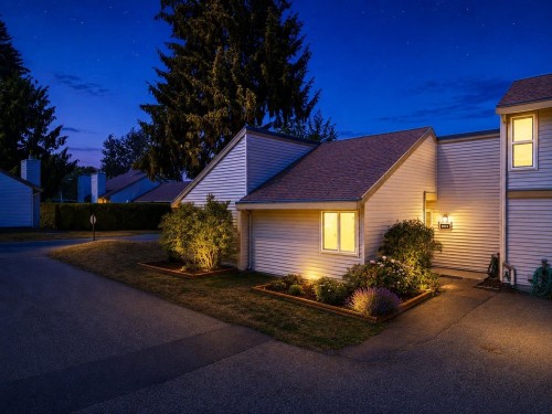 6022 Greenside Drive E, Surrey, BC 