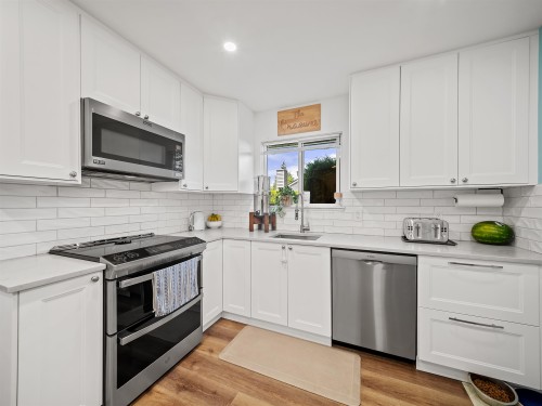 6022 Greenside Drive E, Surrey, BC 
