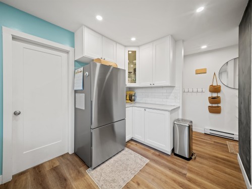 6022 Greenside Drive E, Surrey, BC 