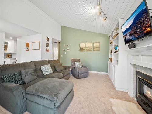6022 Greenside Drive E, Surrey, BC 