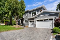 1580 Chestnut Street  Surrey, BC V4B 3H2
