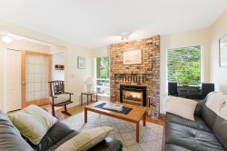 2215 153a Street Surrey, BC V4A 4R4