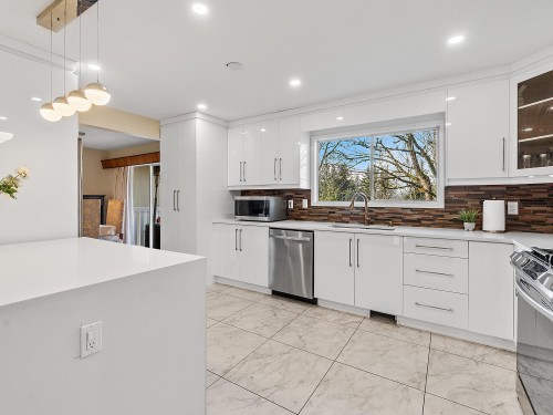 34889 High Drive, Abbotsford, BC 
