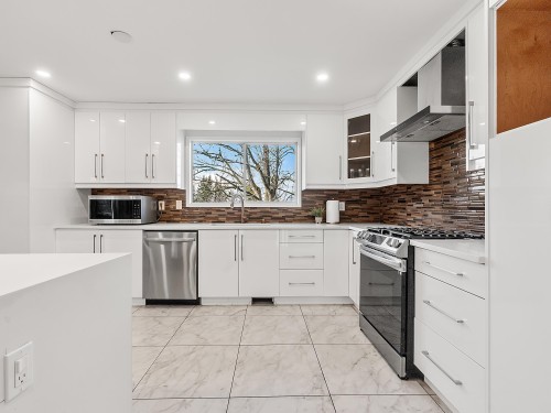 34889 High Drive, Abbotsford, BC 