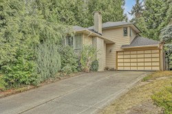 13063 97 Avenue Surrey, BC V3T 5N5