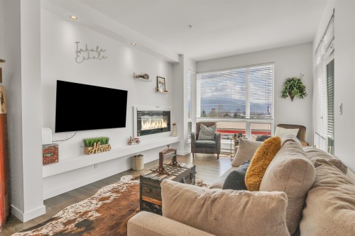 115-2242 Whatcom Road, Abbotsford, BC 