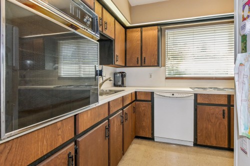 4323 200 Street, Langley, BC 