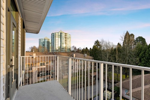 425-14968 101A Avenue, Surrey, BC 