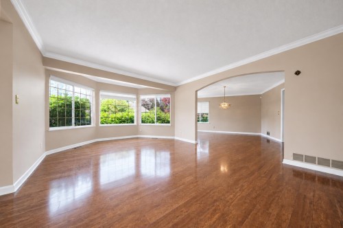 14290 30 Avenue, Surrey, BC 