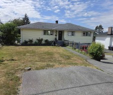 10267 125 Street Surrey, BC V3V 4Y5