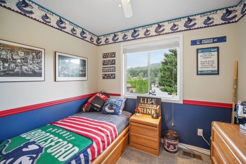 3669 Bulkley Street, Abbotsford, BC - Indoor Photo Showing Bedroom