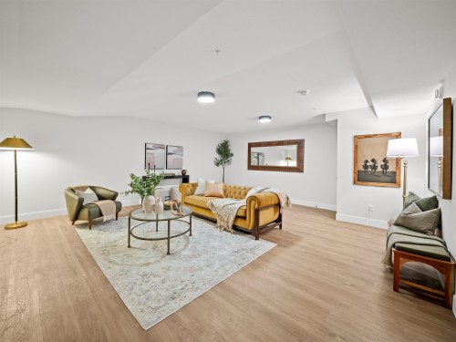 4-20926 83 Avenue, Langley, BC - Indoor Photo Showing Living Room