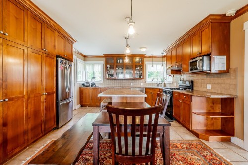 7714 216 Street, Langley, BC 