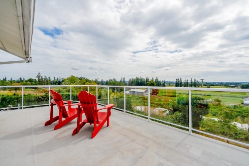 7714 216 Street, Langley, BC 
