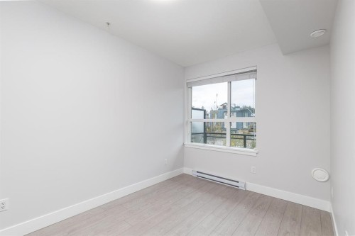 10X-5486 199A Street, Langley, BC - Indoor Photo Showing Other Room