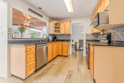 7848 117A Street, Delta, BC 
