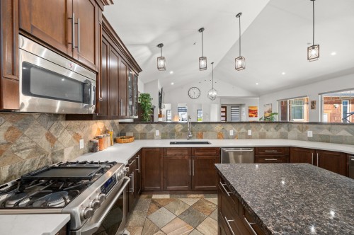 1247 Stayte Road, White Rock, BC 