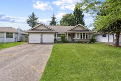 8819 157 Street Surrey, BC V4N 2Y8