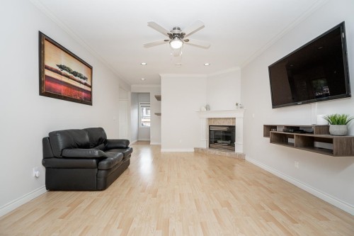12773 90 Avenue, Surrey, BC - Indoor Photo Showing Living Room With Fireplace