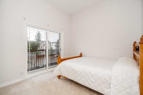 12773 90 Avenue, Surrey, BC - Indoor Photo Showing Bedroom