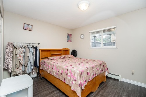 12773 90 Avenue, Surrey, BC - Indoor Photo Showing Bedroom