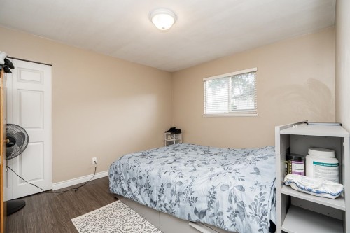 12773 90 Avenue, Surrey, BC - Indoor Photo Showing Bedroom