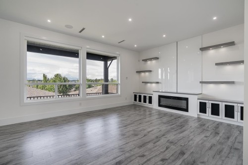 15051 63A Avenue, Surrey, BC 