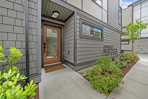 82-20150 81 Avenue, Langley, BC 