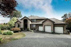 16382 77 Avenue Surrey, BC V4N 0K9