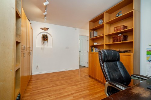 7397 Bates Road, Delta, BC - Indoor Photo Showing Office