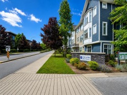 72-20852 77a Avenue Langley, BC V2Y 0R8