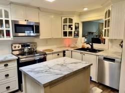 57-3300 Horn Street Abbotsford, BC V2S 7Y5