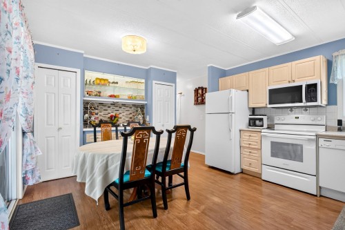 23-15875 20Th Avenue, Surrey, BC 