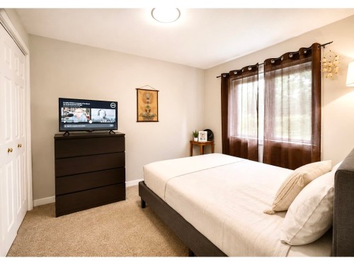 1783 Everett Road, Abbotsford, BC - Indoor Photo Showing Bedroom